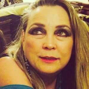 Meet your Posher, Rosella